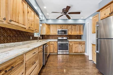 Tiny photo for 93 Pine Circle, Cary, IL 60013 (MLS # 12728932)