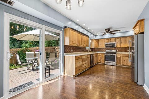 Tiny photo for 93 Pine Circle, Cary, IL 60013 (MLS # 12728932)
