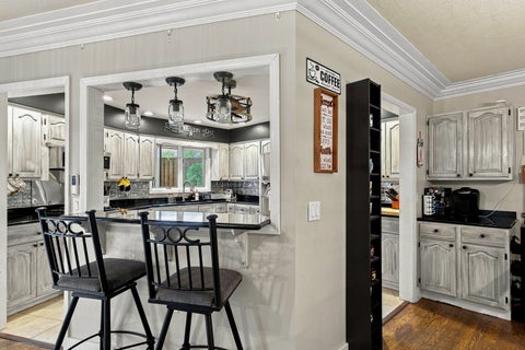 Tiny photo for 1134 33rd St Ct CT, Moline, IL 51265 (MLS # 12746637)