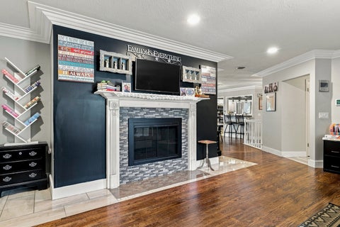 Tiny photo for 1134 33rd St Ct CT, Moline, IL 51265 (MLS # 12746637)