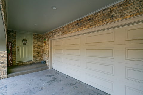 Tiny photo for 1134 33rd St Ct CT, Moline, IL 51265 (MLS # 12746637)