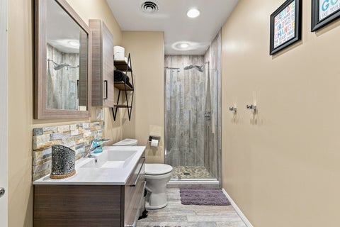 Tiny photo for 1134 33rd St Ct CT, Moline, IL 51265 (MLS # 12746637)