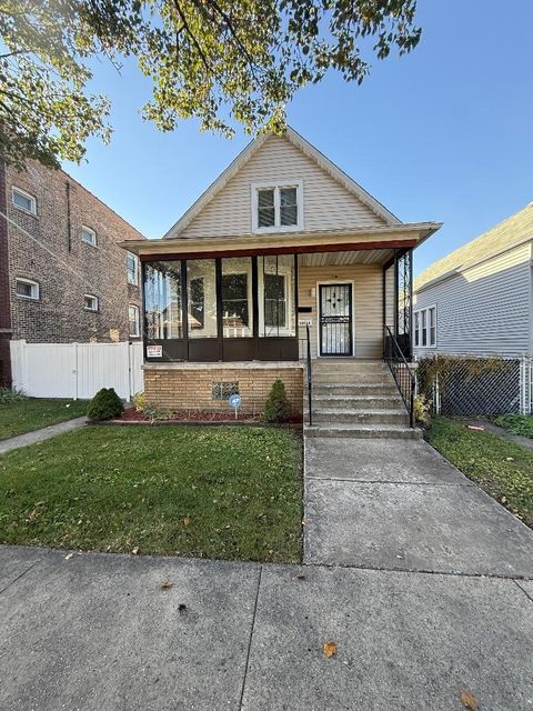 Photo of 10516 S Avenue H, Chicago, IL 60617 (MLS # 12498349)