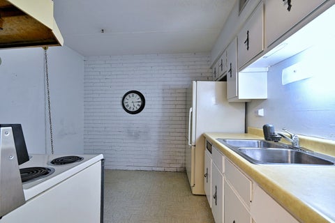 Tiny photo for 841 N York Road #226, Elmhurst, IL 60126 (MLS # 12738863)