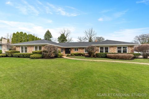Photo of 8 Concord Drive, Oak Brook, IL 60523 (MLS # 12539788)
