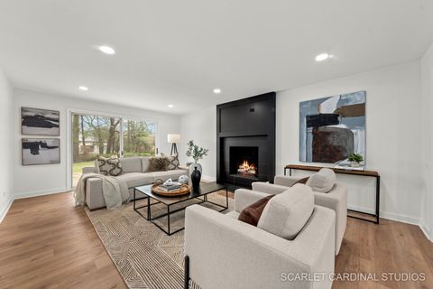 Tiny photo for 8 Concord Drive, Oak Brook, IL 60523 (MLS # 12539788)