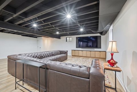 Tiny photo for 8 Concord Drive, Oak Brook, IL 60523 (MLS # 12539788)