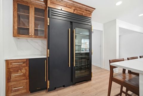 Tiny photo for 8 Concord Drive, Oak Brook, IL 60523 (MLS # 12539788)