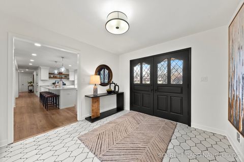 Tiny photo for 8 Concord Drive, Oak Brook, IL 60523 (MLS # 12539788)