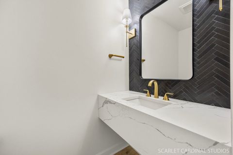 Tiny photo for 8 Concord Drive, Oak Brook, IL 60523 (MLS # 12539788)