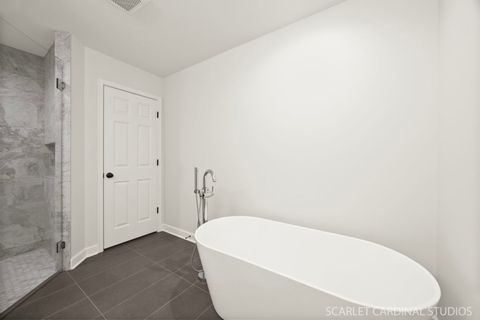Tiny photo for 8 Concord Drive, Oak Brook, IL 60523 (MLS # 12539788)