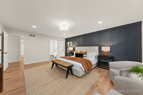 Tiny photo for 8 Concord Drive, Oak Brook, IL 60523 (MLS # 12539788)