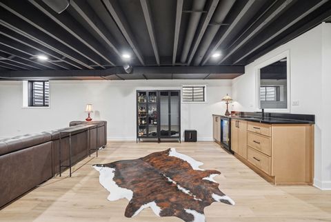 Tiny photo for 8 Concord Drive, Oak Brook, IL 60523 (MLS # 12539788)