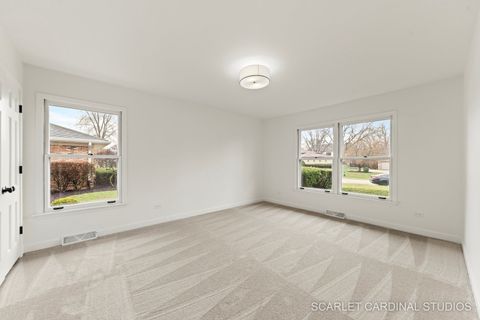Tiny photo for 8 Concord Drive, Oak Brook, IL 60523 (MLS # 12539788)