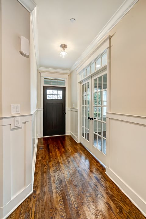 Tiny photo for 4 Oxford Avenue, Clarendon Hills, IL 60514 (MLS # 12594439)