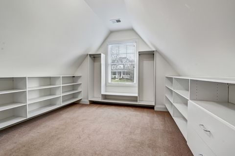 Tiny photo for 4 Oxford Avenue, Clarendon Hills, IL 60514 (MLS # 12594439)