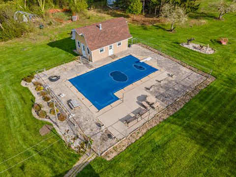 Tiny photo for 12455 W 33rd Street, Beach Park, IL 60099 (MLS # 12622320)