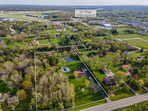 Tiny photo for 12455 W 33rd Street, Beach Park, IL 60099 (MLS # 12622320)