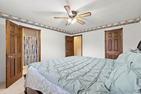 Tiny photo for 12455 W 33rd Street, Beach Park, IL 60099 (MLS # 12622320)