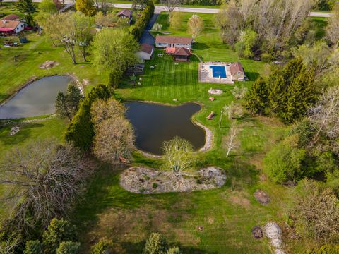 Tiny photo for 12455 W 33rd Street, Beach Park, IL 60099 (MLS # 12622320)