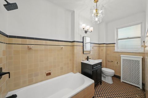 Tiny photo for 6922 S Jeffery Boulevard #5N, Chicago, IL 60649 (MLS # 12449202)