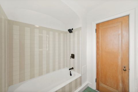 Tiny photo for 6922 S Jeffery Boulevard #5N, Chicago, IL 60649 (MLS # 12449202)