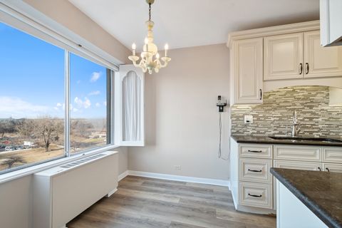 Tiny photo for 7061 N Kedzie Avenue #613, Chicago, IL 60645 (MLS # 12567564)