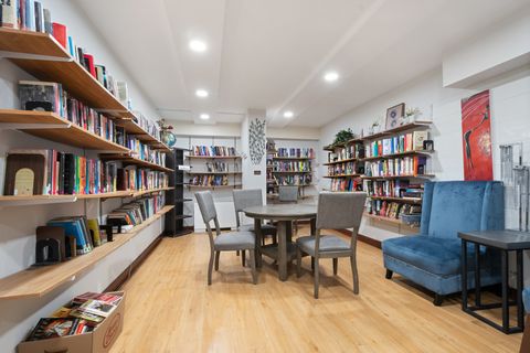 Tiny photo for 7061 N Kedzie Avenue #613, Chicago, IL 60645 (MLS # 12567564)