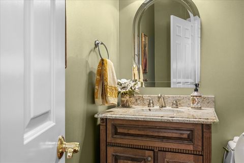 Tiny photo for 1427 Cress Creek Court, Naperville, IL 60563 (MLS # 12584848)