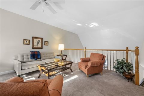 Tiny photo for 1427 Cress Creek Court, Naperville, IL 60563 (MLS # 12584848)