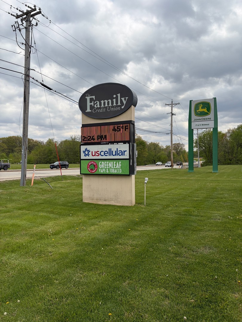 1600 John Deere Road B
