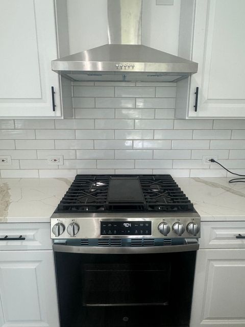 Tiny photo for 1380 Sandpiper Lane, Woodstock, IL 60098 (MLS # 12522376)