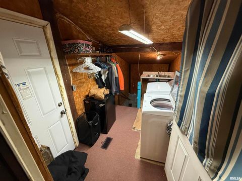 Tiny photo for 41 Cache Avenue, Buncombe, IL 62912 (MLS # EB458514)