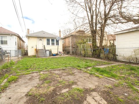 Tiny photo for 10210 S Bensley Avenue, Chicago, IL 60617 (MLS # 12584798)