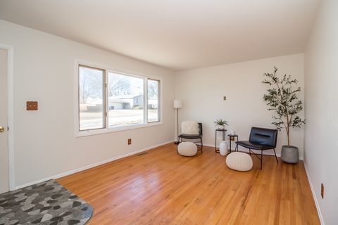 Tiny photo for 943 Cambridge Lane, Crystal Lake, IL 60014 (MLS # 12521585)