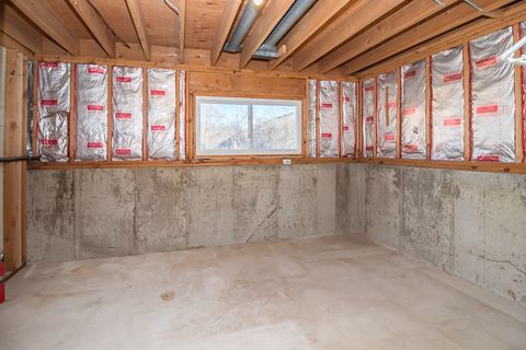 Tiny photo for 943 Cambridge Lane, Crystal Lake, IL 60014 (MLS # 12521585)