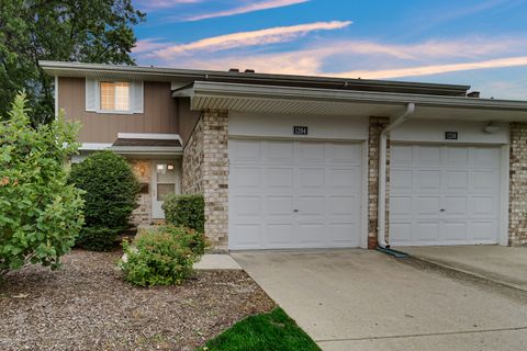 Photo of 1264 Reading Court, Wheaton, IL 60189 (MLS # 12707073)