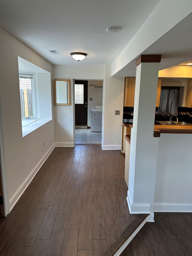 4737 Winchester Avenue