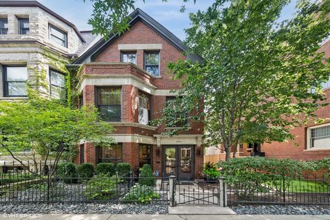 1841 N Orleans Street Chicago IL 60614