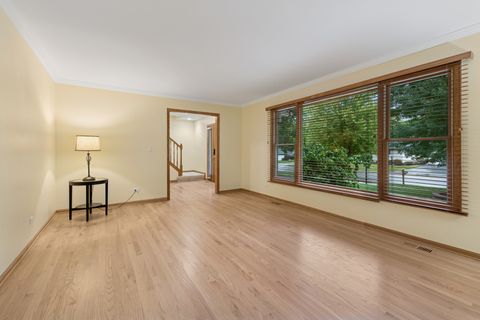 Tiny photo for 226 ABERDEEN Road, Cary, IL 60013 (MLS # 12495144)