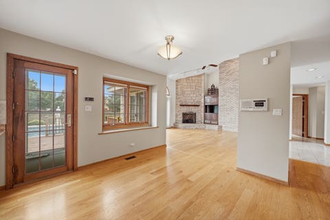 Tiny photo for 1522 Coventry Lane, Munster, IN 46321 (MLS # 12737053)