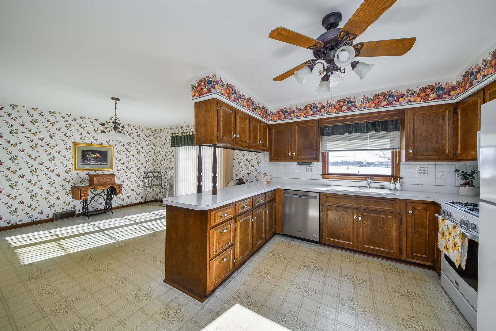 220 Georgeanna Street