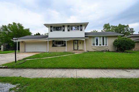Photo of 16417 Blair Lane, Oak Forest, IL 60452 (MLS # 12735618)