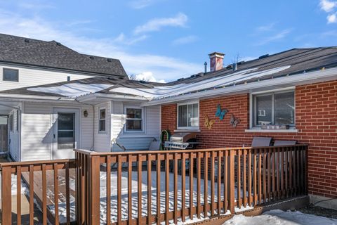 Tiny photo for 1610 N Chestnut Avenue, Arlington Heights, IL 60004 (MLS # 12532490)