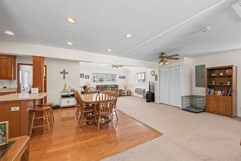 Tiny photo for 1610 N Chestnut Avenue, Arlington Heights, IL 60004 (MLS # 12532490)