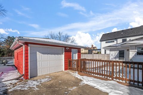 Tiny photo for 1610 N Chestnut Avenue, Arlington Heights, IL 60004 (MLS # 12532490)