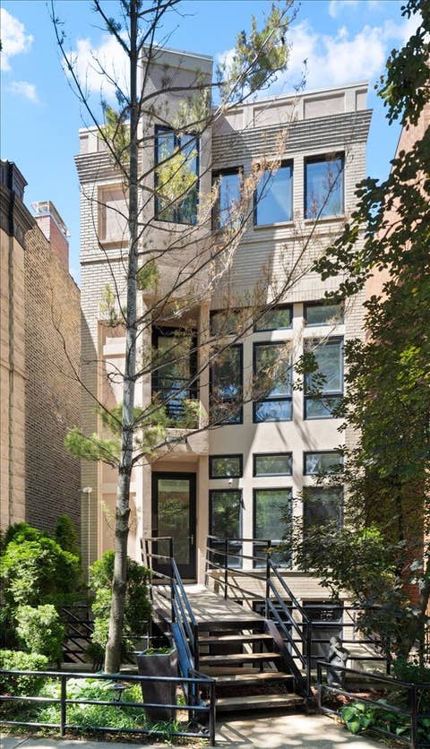 Tiny photo for 930 W Wolfram Street, Chicago, IL 60657 (MLS # 12686248)