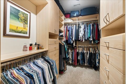 Tiny photo for 930 W Wolfram Street, Chicago, IL 60657 (MLS # 12686248)