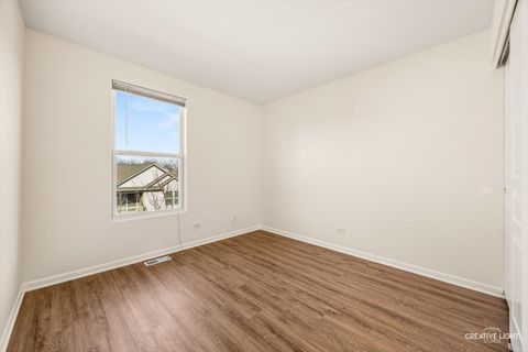 Tiny photo for 530 Conservatory Lane #530, Aurora, IL 60502 (MLS # 12585520)