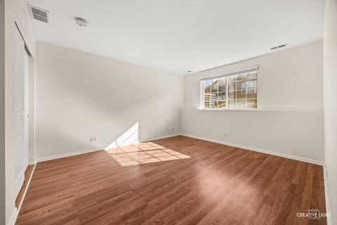 Tiny photo for 530 Conservatory Lane #530, Aurora, IL 60502 (MLS # 12585520)